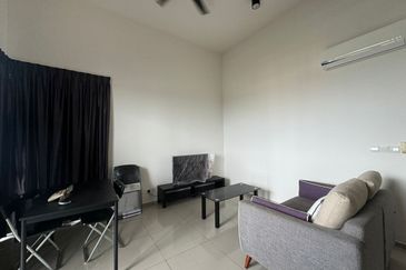 Gravit8 @ Klang South