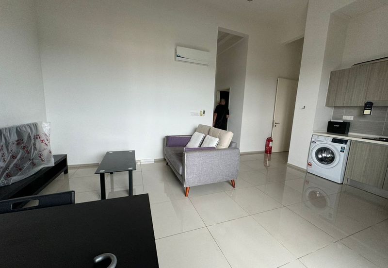 Gravit8 @ Klang South