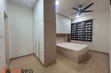 Adria Residence @ Gravit8