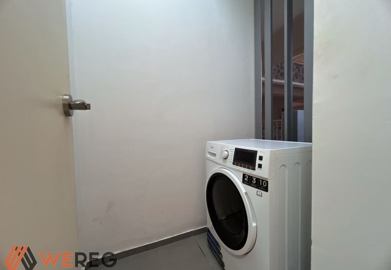 Adria Residence @ Gravit8