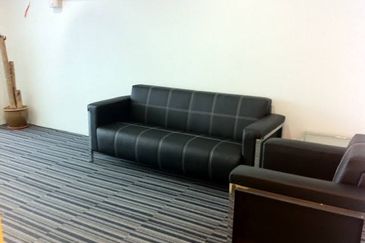 Impian Meridian Commerz