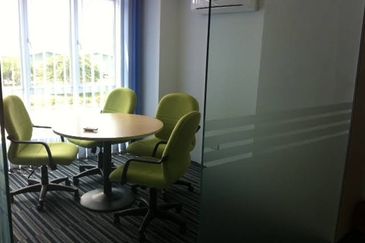 Impian Meridian Commerz