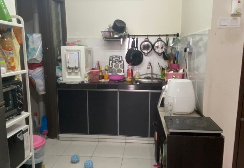 Residensi Warnasari 2