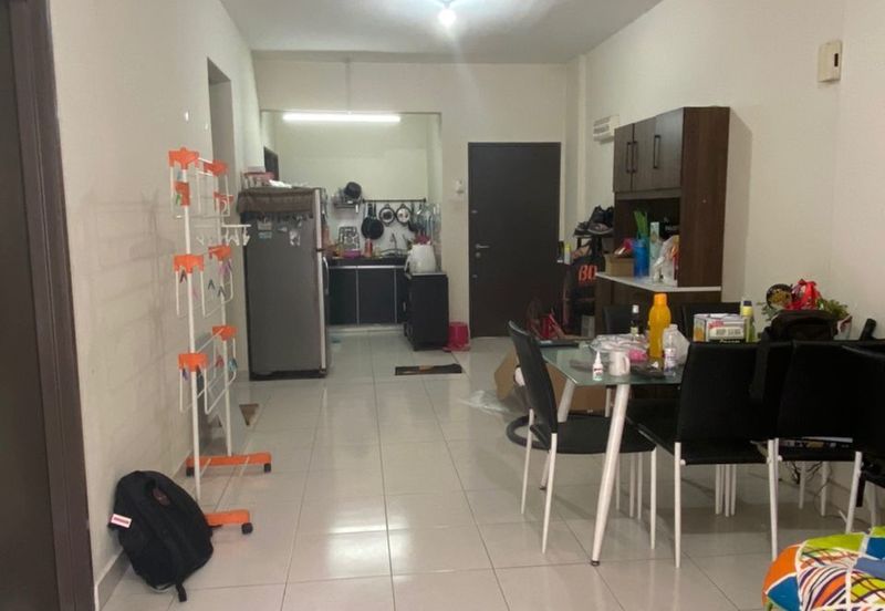 Residensi Warnasari 2