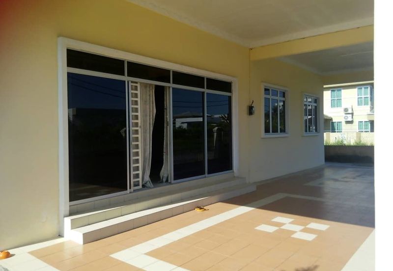 Bungalow Taman Impian Jalan Stesen Kamunting Taiping Perak