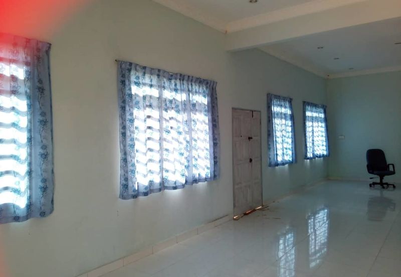 Bungalow Taman Impian Jalan Stesen Kamunting Taiping Perak
