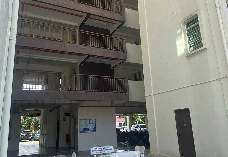 Residensi Warnasari 2