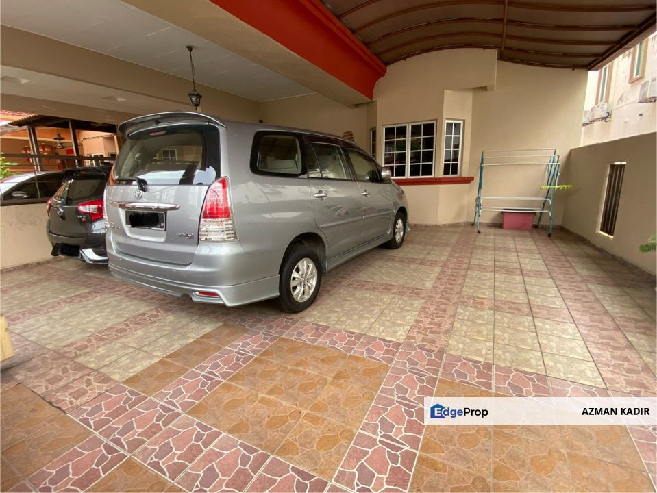 End Lot Double Storey Superlink Terrace House Seri Banang Taman Sri Andalas Klang for sale, Selangor, Klang