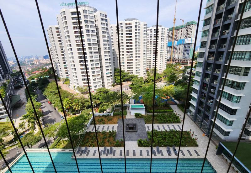 Infiniti 3 Residences