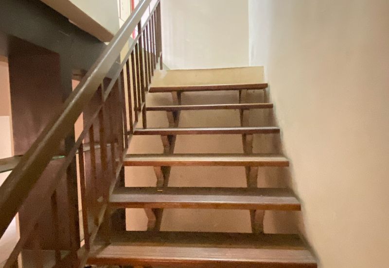 Rumah teres 2-tingkat 5-bilik Lorong Az Zaharah Seksyen 10 Puncak Alam untuk dijual