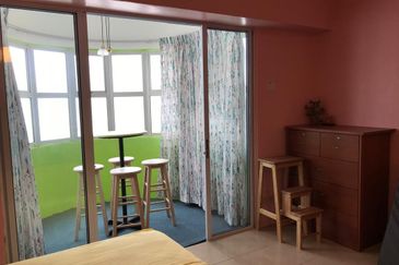 Golden Hills Resort (Amber Court)