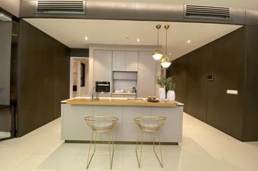 Setia Sky Seputeh 4 + 1 Rooms, 4 Cp, Private Lift