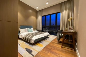 Setia Sky Seputeh 4 + 1 Rooms, 4 Cp, Private Lift