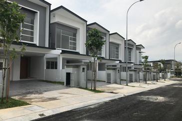 Parkfield Residences, Tropicana Heights