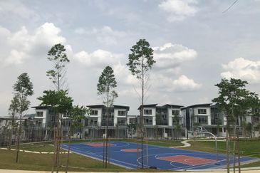 Parkfield Residences, Tropicana Heights