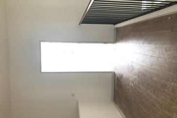 Parkfield Residences, Tropicana Heights