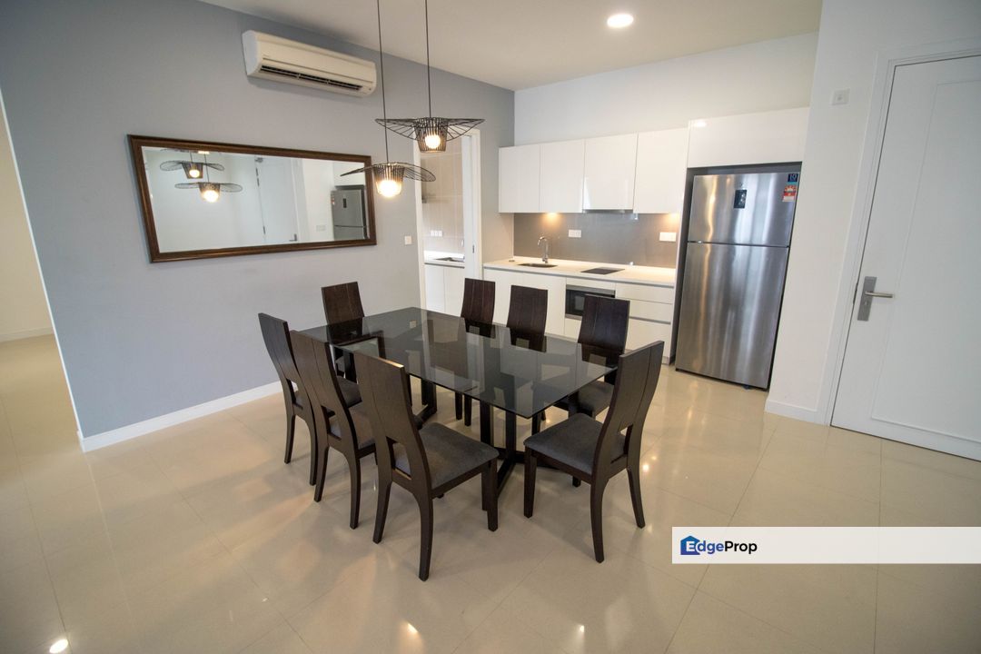 Fully Furnished and High Floor, Kuala Lumpur, Mont Kiara