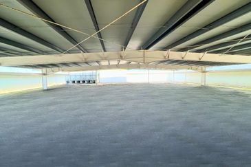 FREEHOLD Commercial Complex at Prime Location