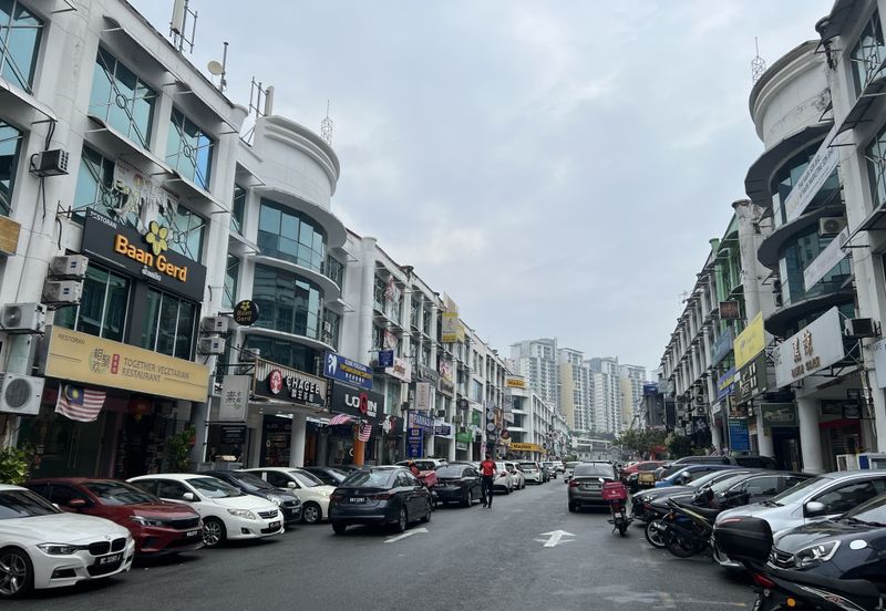 ROI ABOVE 4 % | FREEHOLD | CORNER | NEAR TO LRT | FRONTING MAIN ROAD