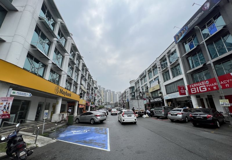 ROI ABOVE 4 % | FREEHOLD | CORNER | NEAR TO LRT | FRONTING MAIN ROAD