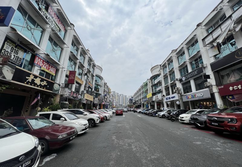 ROI ABOVE 4 % | FREEHOLD | CORNER | NEAR TO LRT | FRONTING MAIN ROAD