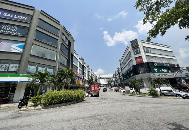 Pusat Perdagangan Seri Kembangan