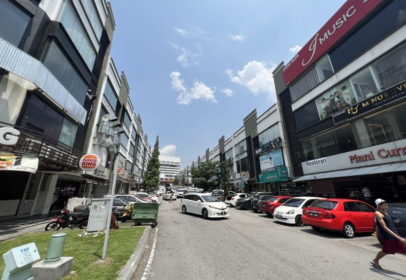 Pusat Perdagangan Seri Kembangan