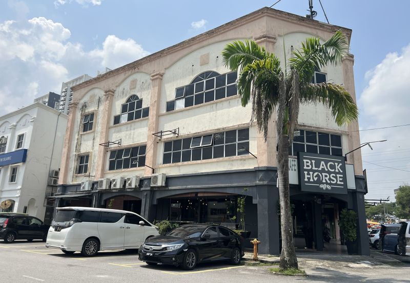 Pusat Perdagangan Seri Kembangan