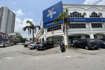 Pusat Perdagangan Seri Kembangan