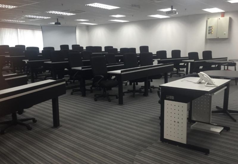 6 Sty Commercial Building in PJ For Sale