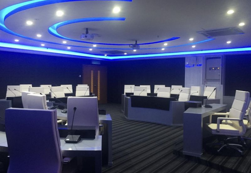 6 Sty Commercial Building in PJ For Sale