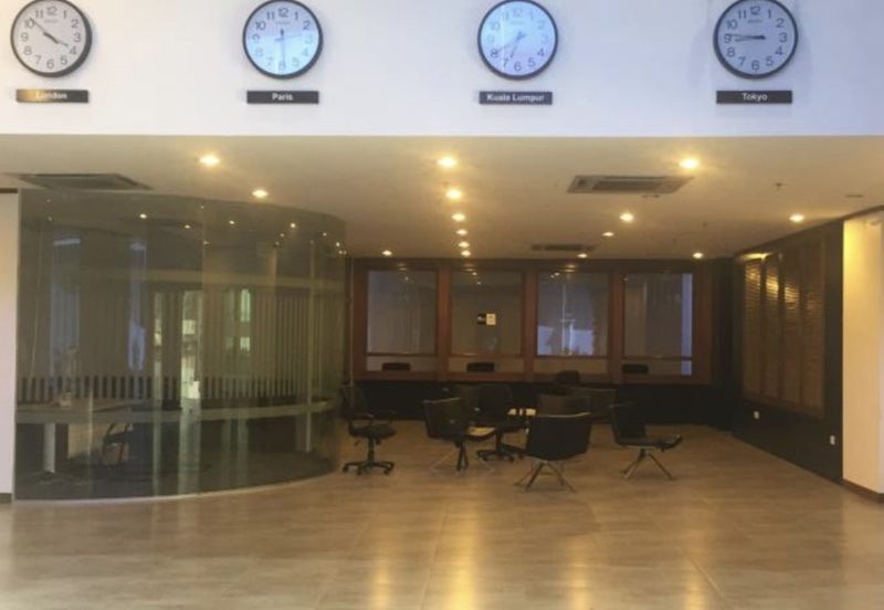 6 Sty Commercial Building in PJ For Sale