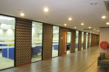 6 Sty Commercial Building in PJ For Sale