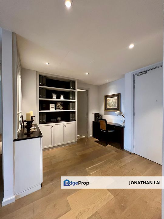 Below Market Value and Partly Furnished Unit, Kuala Lumpur, KLCC