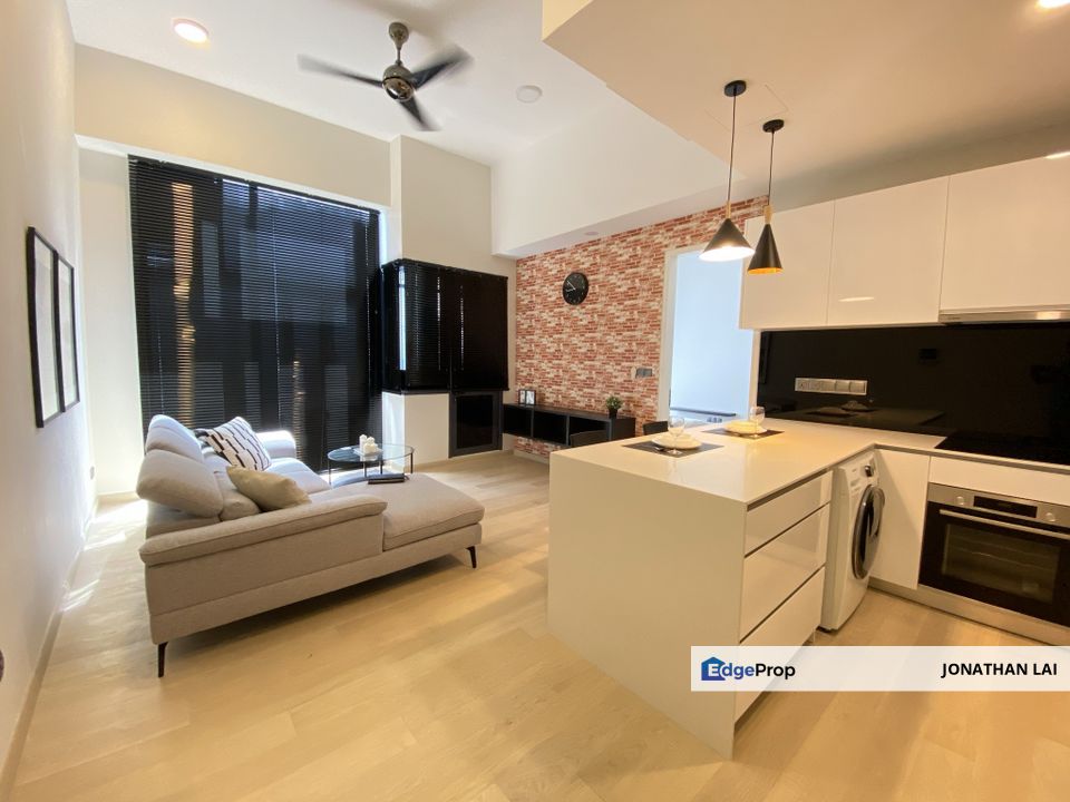 Fully Furnished and High Floor Facing Twin Tower, Kuala Lumpur, KL City