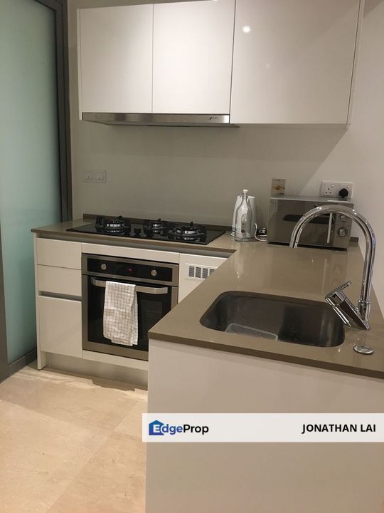 Fully Furnished and High Floor, Kuala Lumpur, KL Sentral
