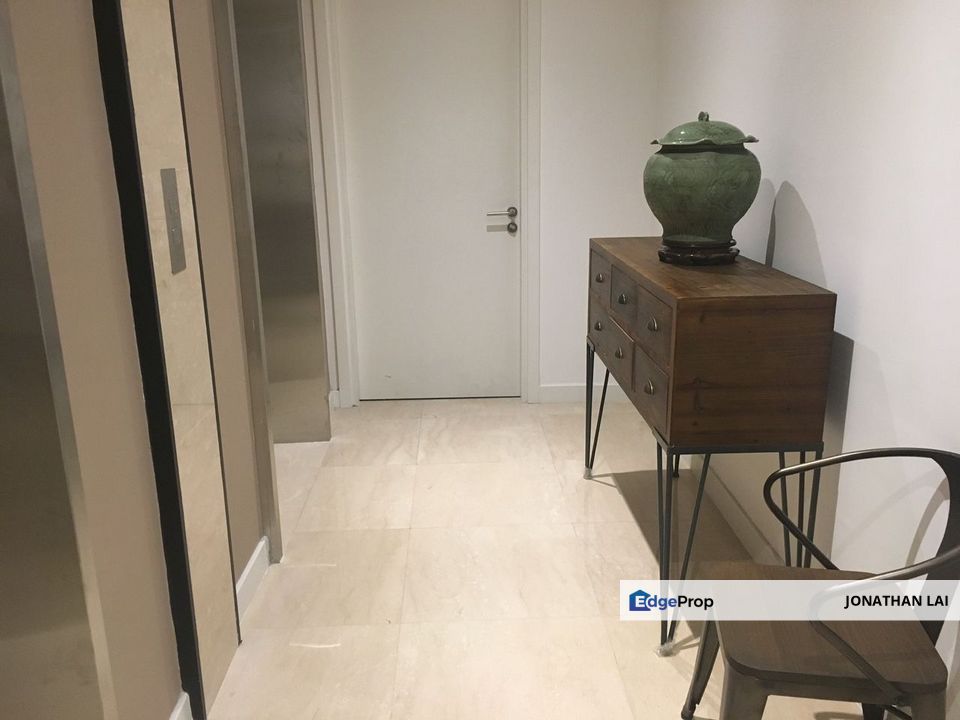 Fully Furnished and High Floor, Kuala Lumpur, KL Sentral