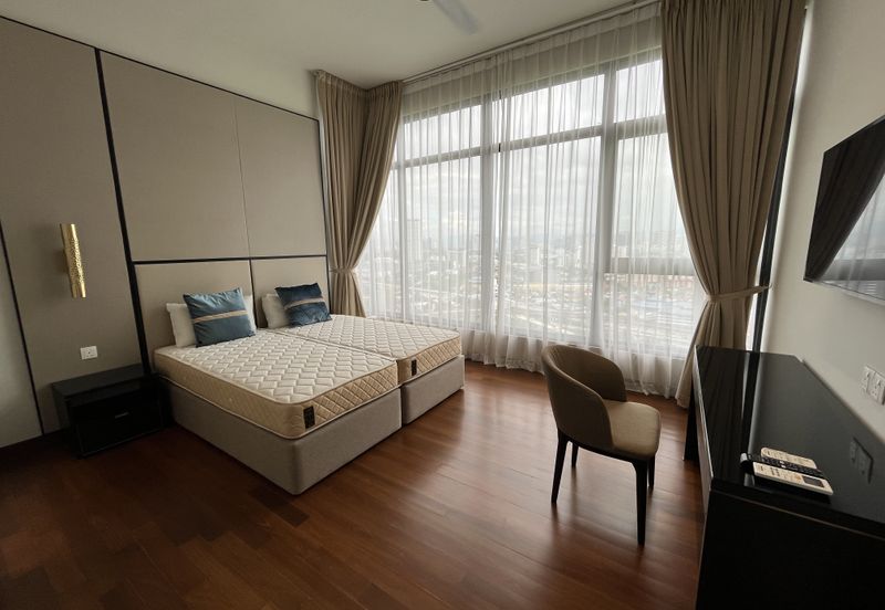 Pavilion Embassy Residence