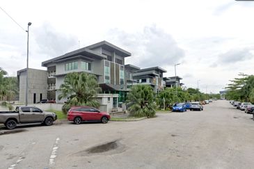 Bukit Jelutong Industrial Park