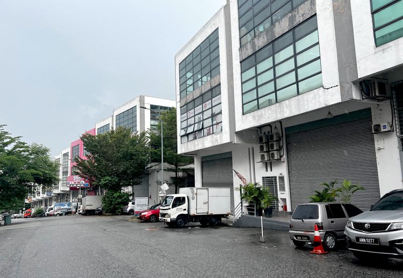 Mivo Industrial Avenue