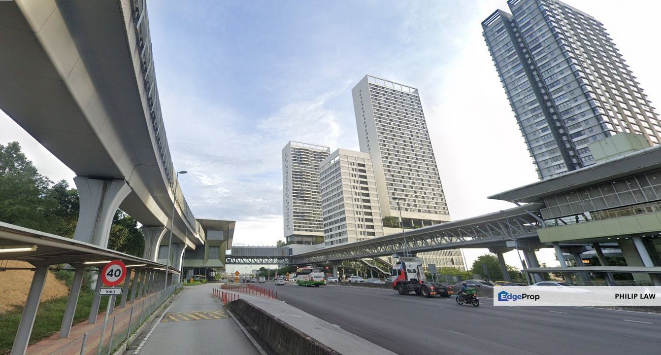 Sungai Buloh Main Road Near Sungai Buloh Sentral Industrial Land, Selangor, Sungai Buloh