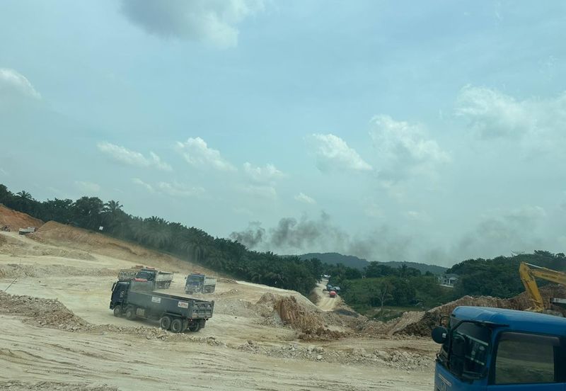 Jalan Bukit Cherakah