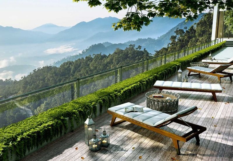 TwinPines Serviced Suites @ Tropicana Grandhill