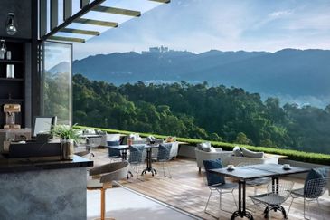 TwinPines Serviced Suites @ Tropicana Grandhill