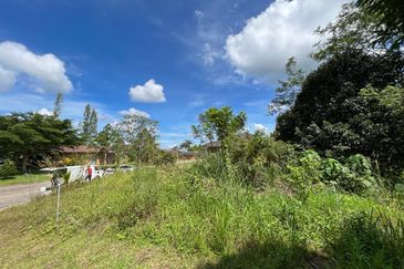 Diamond Creek,Tanjung Malim,Perak,Bungalow Land