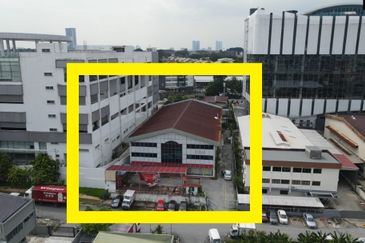 Section 19@Petaling Jaya,Selangor,3 Storey Office/Warehouse