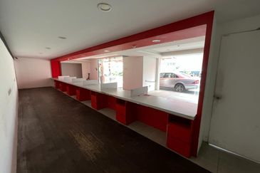 Section 19@Petaling Jaya,Selangor,3 Storey Office/Warehouse