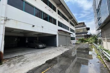 Section 19@Petaling Jaya,Selangor,3 Storey Office/Warehouse