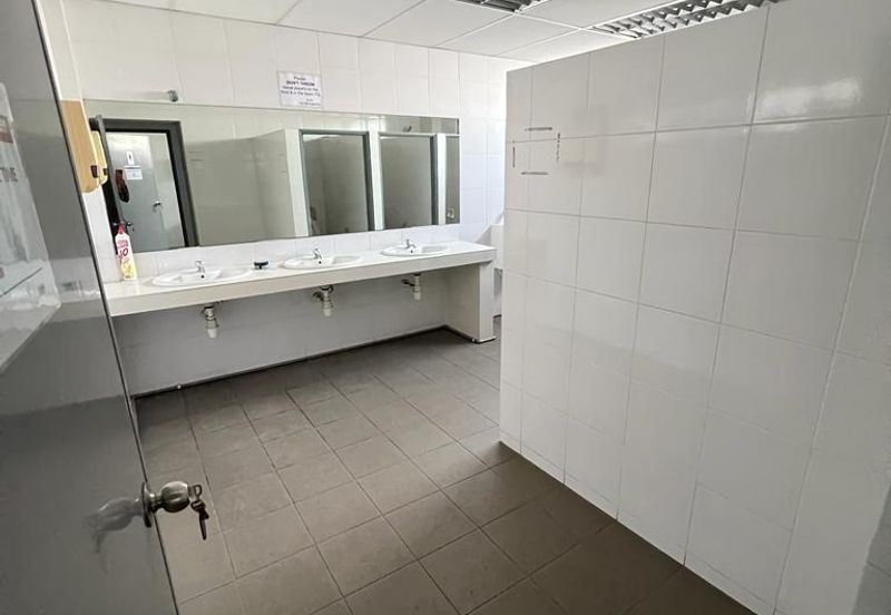 Section 19@Petaling Jaya,Selangor,3 Storey Office/Warehouse