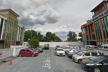 Taman Sri Batu Caves